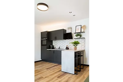 Balcony Apartment 04 - Urban Jungle