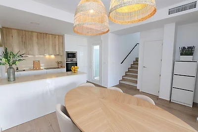 Molino Beach House, Modern home