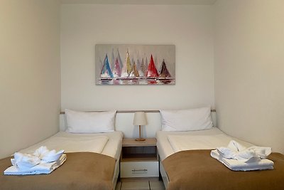 Seeblick 17, Sandwall