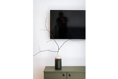 Balcony Apartment 03 - Urban Jungle