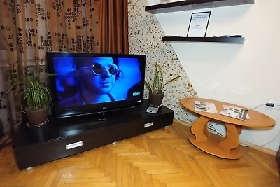 One bedroom. Luxe. 11 Baseina str.