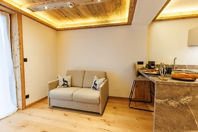 Apartment 6 - Reh
