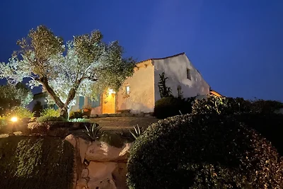 Grosses Ferienhaus mit Pool +