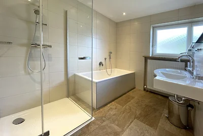 *** Superior Appartement 13