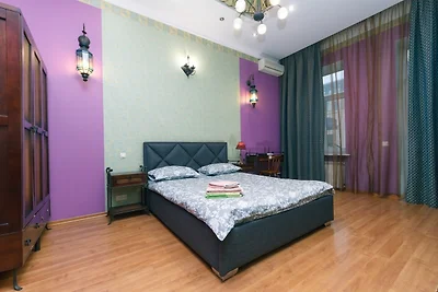 One bedroom. Luxe. 5a Baseina str.