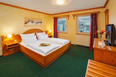 Maria Ruh Apartment No1