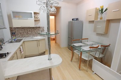 Two bedrooms. 6 Zankovetskoi str.