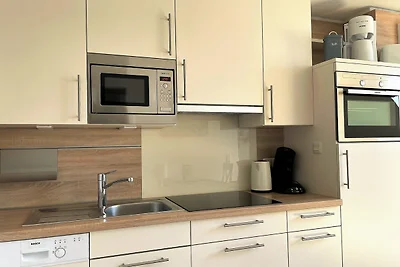 Apfelblüte, Badestrasse