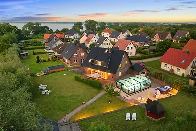 Villa Jenny mit Pool