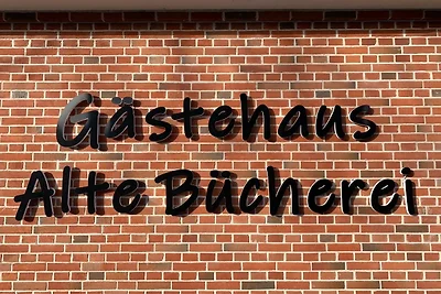 Gästehaus "Alte Bücherei" Satrup