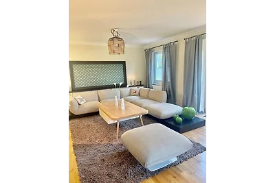 Ruhiges Landhaus am Wald mit Garten