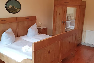 Rotspon A im gotischen Vinhus