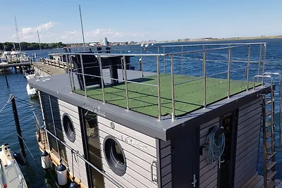 exclusives Hausboot "Tante Trost"