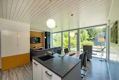 2 bis 4 Personen (F1H1)