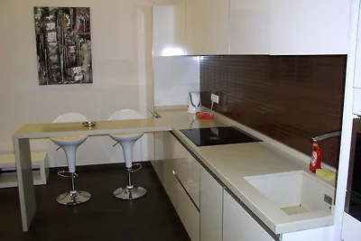 One bedroom. Lux. 42.Shota