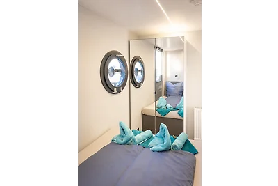 exclusives Hausboot "Oma Ella"