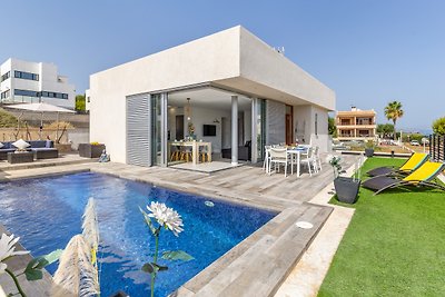 Modern boutique style Villa with