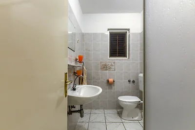 Wohnung für 2+3 Personen mit