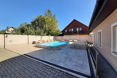 4 féröhelyes apartman