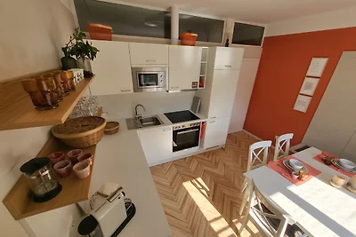 Orange Flat
