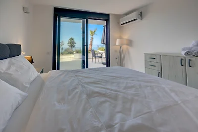 Sea Salt Apartment