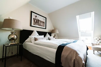 Strandperle mit Balkon