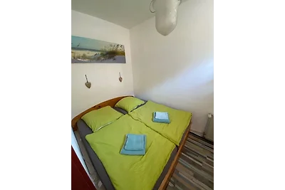 Fewo Ole mit eigener Terrasse und