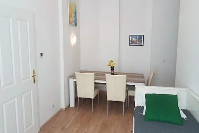 2-SZ, zentrales, helles Apartment
