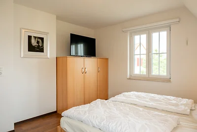 B 4 Reethaus Jaguar mit Sauna und