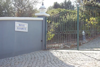 Charmante Villa mit 4 Schlafzimmer