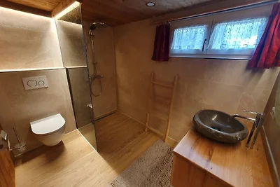 Berg-Hütta Monika in Alleinlage