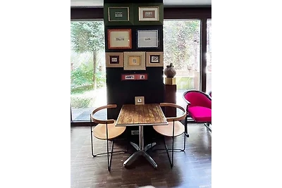 GALERIE SUITE 11