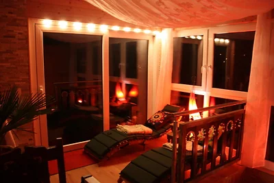 Eifelyeti Sunset Lounge