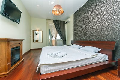 One bedroom. Luxury. 7a L.Ukrainky
