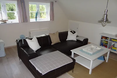 Ferienwohnung (DG) im Reetdachhaus