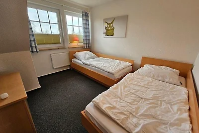 Pferdekoppel im Haus zwischen den