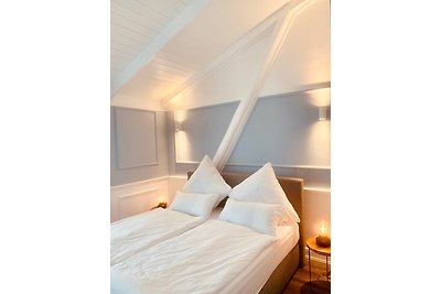 Rosenhof-Lodge balcony suite blue