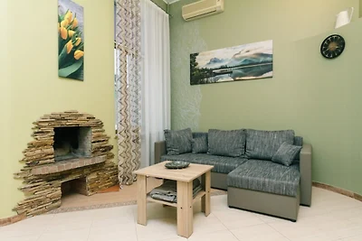 One bedroom. Luxe. 5b Baseina str.