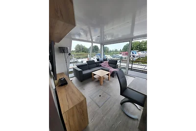 Ferienwohnung auf dem Wasser |