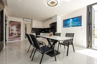 Villa Weiss 2