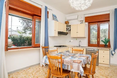 Villetta Pina 50 metri da spiaggia