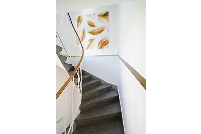 Golden Flat by GrazRentals