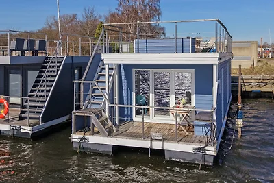 House boat holiday for singles Lübeck