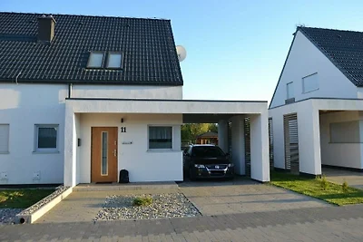 Ferienhaus Lilja mit Garten, Kamin