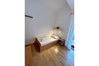 Apartment 6