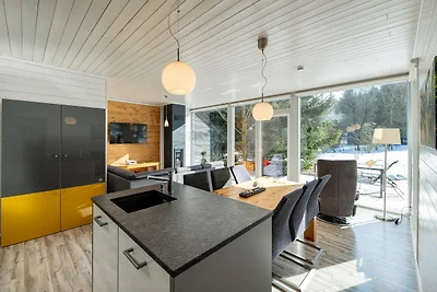 2 bis 4 Personen mit Infrarotsauna