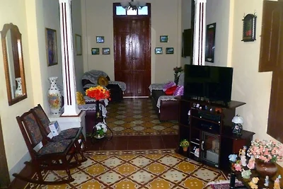 Sr. Roger y Sra. Otilia Appartement