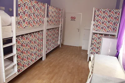 Bed in 8-Bed Mixed Dormitory Room