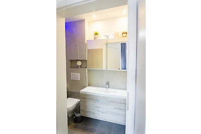 Mien Tied MITTENMANG