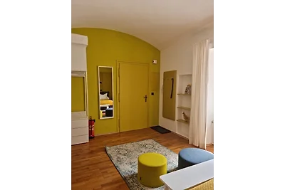 Yellow Flat